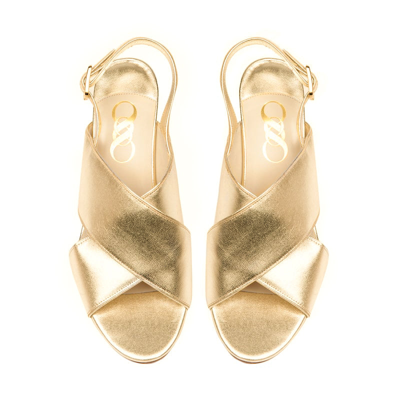 sandale brides croisées couleur doré 